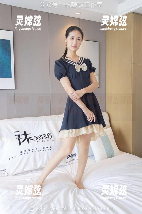 袜啵啵 - 稀奇！小安在线把凉鞋穿出新高度，合集等你来翻牌。