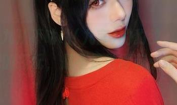 分享阿九从不咕咕(九言)的豹纹，喵喵怪似的搭配，是不是觉得有点迷？