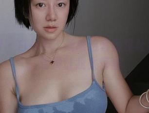 微密圈 – 白衬衫？鹿瑶这套图没让我失望，也没让我太惊喜